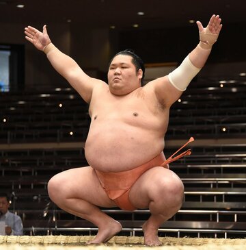 引退する千代大龍