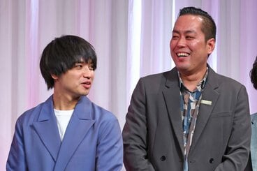 エバースの佐々木（左）と町田