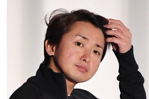 嵐の大野智〟は今春見納めか 櫻井翔が予告「生配信」に集まる視線 | 東