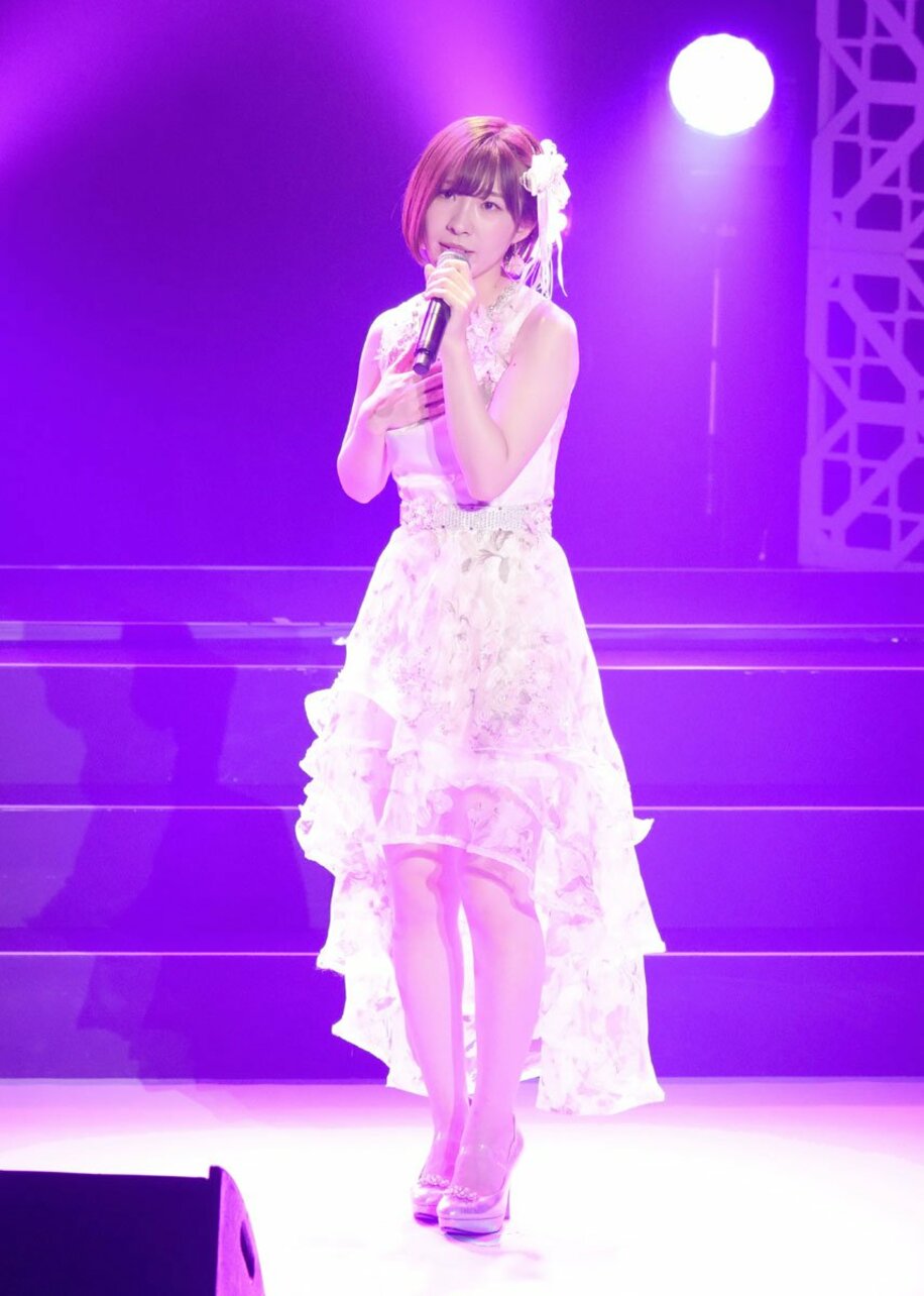  １０周年記念コンサートを行った岩佐美咲