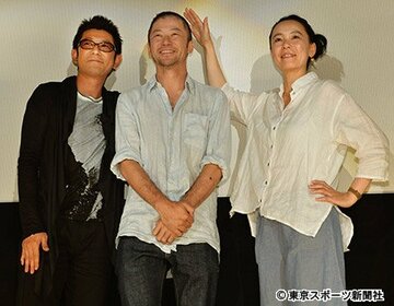左から永瀬正敏、浅野忠信、河瀬直美監督