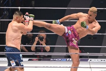 兄は格闘家のエドポロキング(右)だ