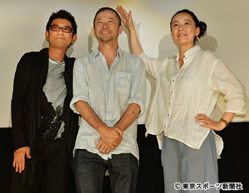 左から永瀬正敏、浅野忠信、河瀬直美監督