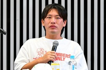 箕輪厚介氏