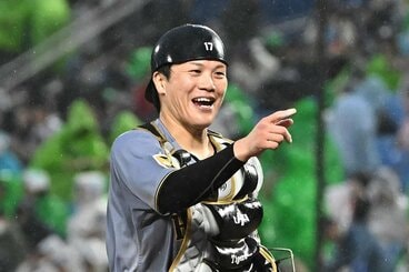 高橋遥人の快進撃を支える伏見寅威