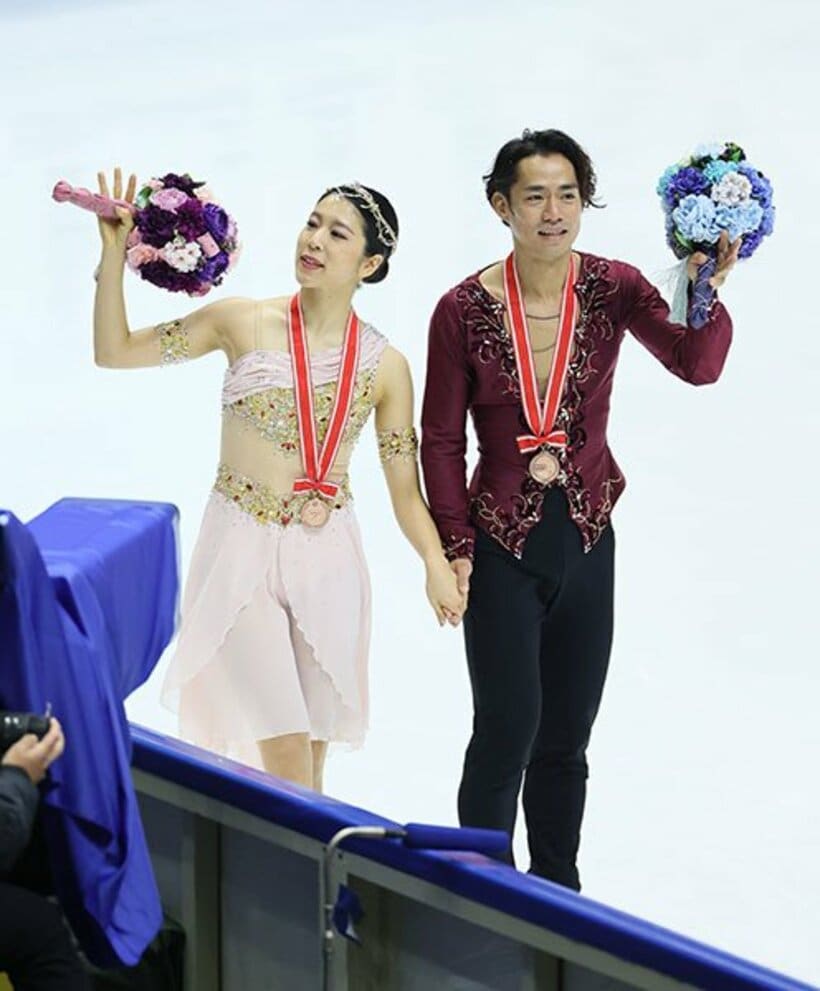  村元とのペアでアイスダンスデビューした高橋（代表撮影）