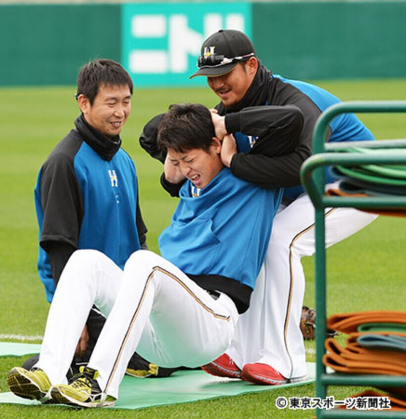 中田将のストレッチで悲鳴を上げた白村