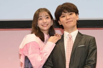 ラブラブな足立梨花と夫のＴＡＴＳＵ