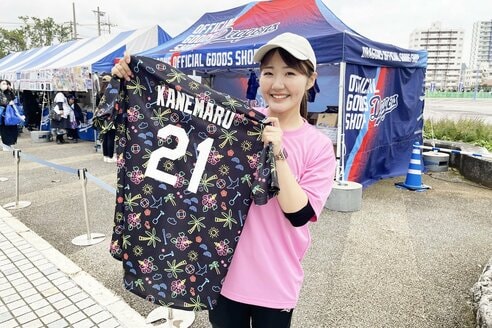 沖縄キャンプオリジナルユニフォーム 99 番 井上一樹カラフルデザイン 99 井上 一樹 | 中日ドラゴンズオフィシャルグッズショップ