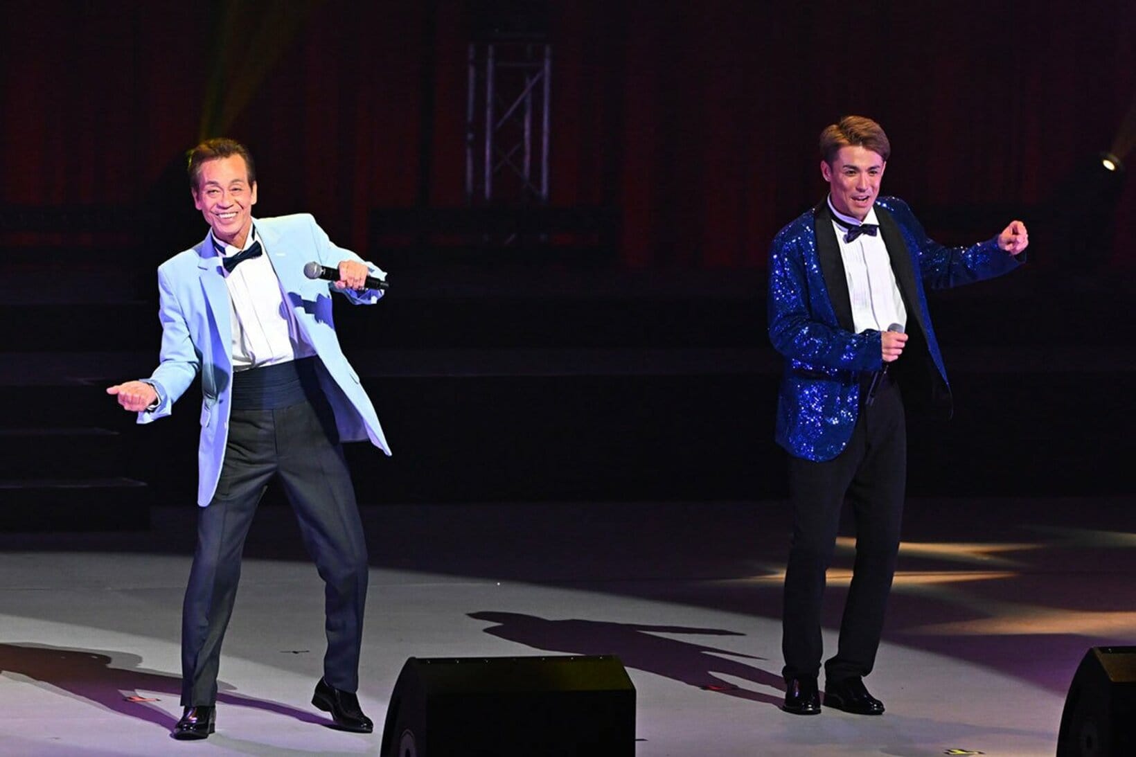 今年６月に親子コンサートを開催した（左から清水アキラ、清水良太郎さん）