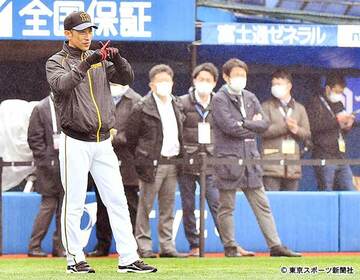  ＤｅＮＡ戦前に×マークをつくる矢野監督