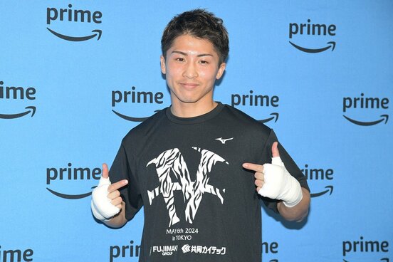 新しく製作したTシャツで公開練習に臨んだ井上尚弥