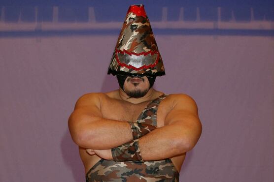 九州プロレス設立時から参戦する阿蘇山。生年月日は不明だ