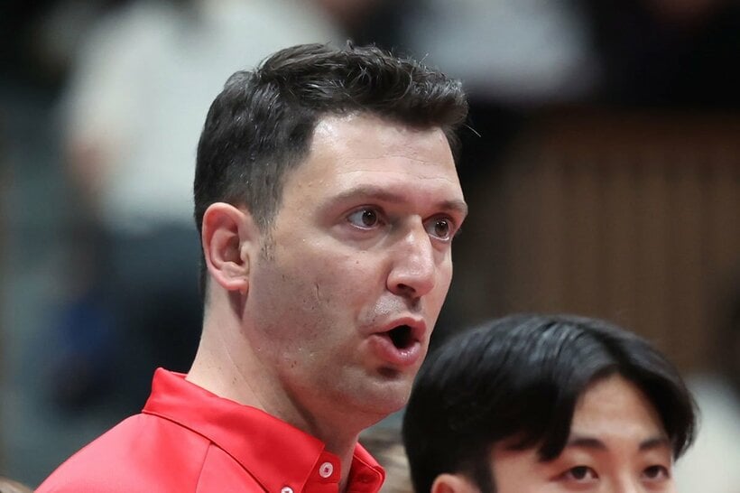 アクバシュ監督