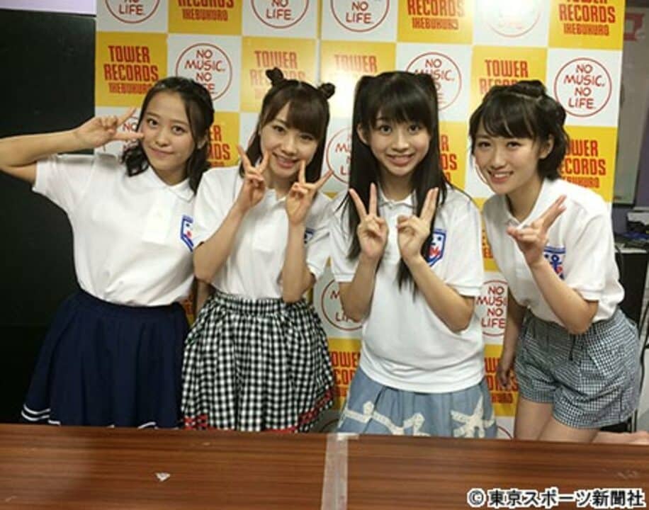 「モーニング娘。’１５」の（左から）小田さくら、石田亜佑美、牧野真莉愛、工藤遥
