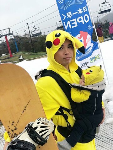  お揃いのピカチュウスタイルで長男と初滑りした童夢