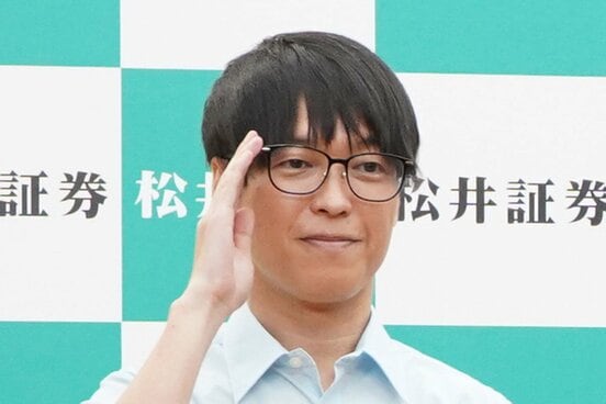 テスタ氏