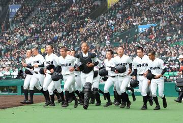 龍谷大平安に敗れた長崎日大ナイン