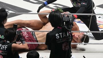 RIZIN５３でライアン・カファロは松嶋こよみに一本勝ちした