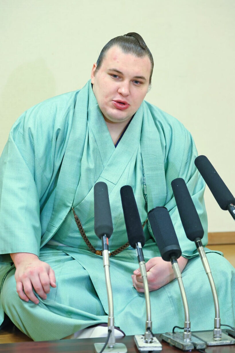 綱取りに意欲を見せた安青錦