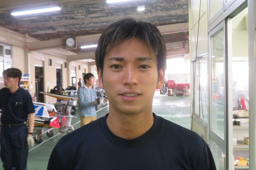 塚越海斗