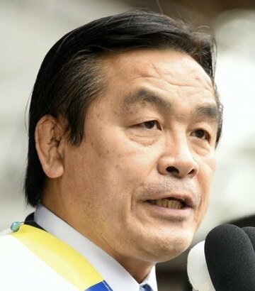  当選を果たした馳氏（東スポWeb）