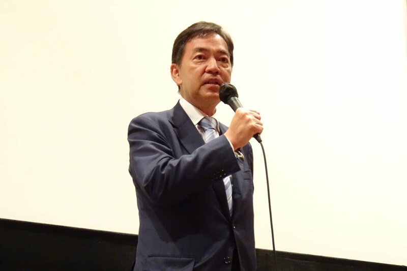 浅尾慶一郎参院議員が主演映画の舞台あいさつ　安倍元首相の「映画にも出てこない舞台裏の話」披露 | 記事 | 東スポWEB