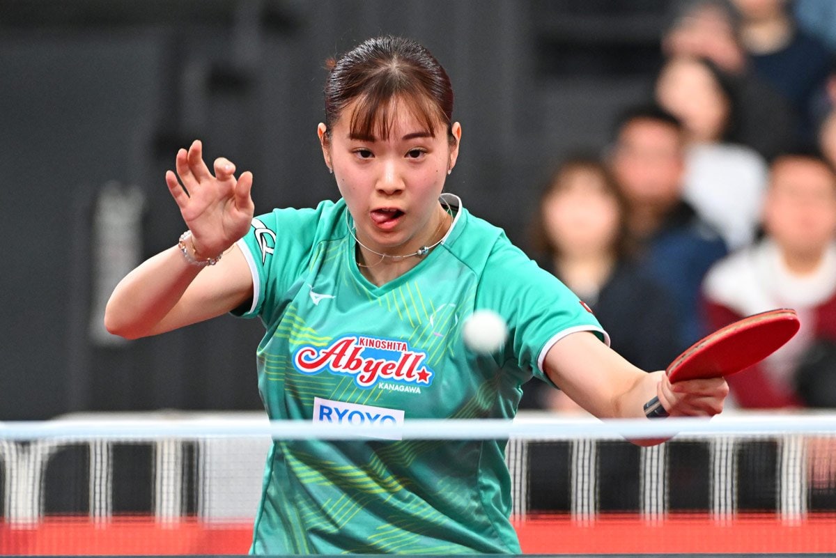 エポックワン ホロスペクトラ【長﨑美柚 張本美和】白熱の大熱戦を制する大きな先勝 卓球】長﨑美柚は準々決勝で張本美和に敗戦 4強入りへの壁は「まだ