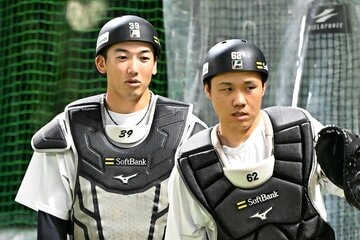 山本祐(左)の加入で海野も安心はできなくなった