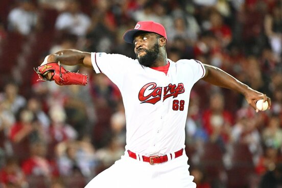 救援陣の切り札的な存在となったテーラー・ハーン