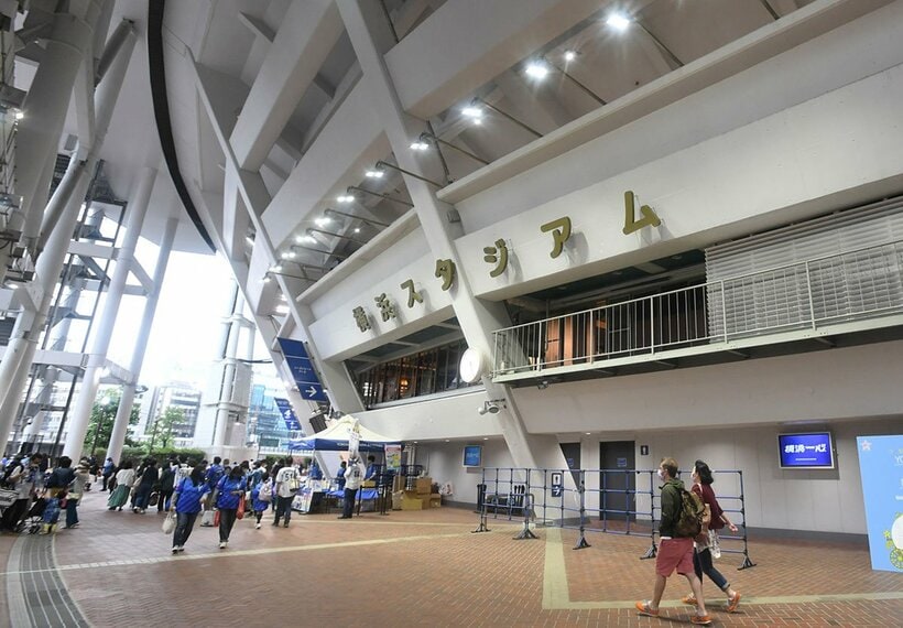 横浜スタジアム