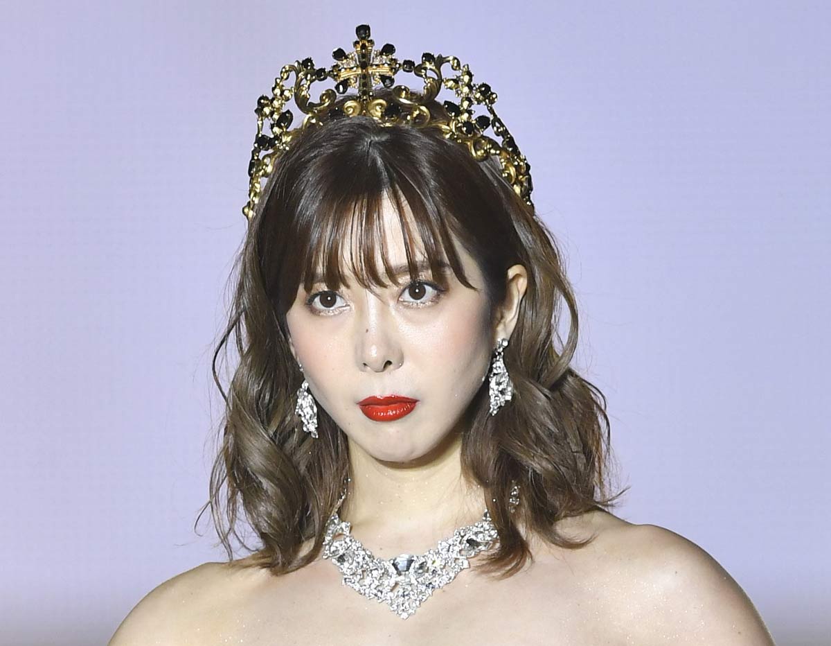 エンリケ 離婚