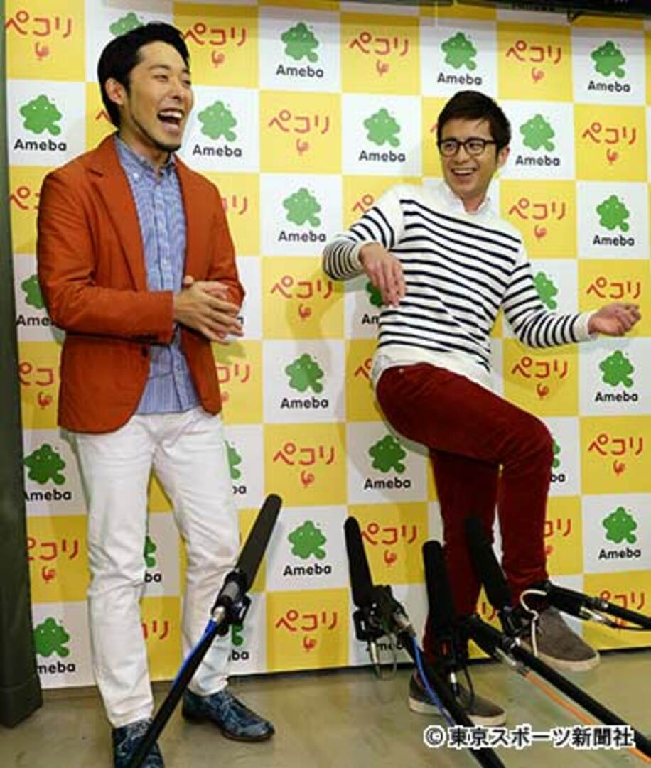 「手作りチョコ推進隊」イベントに登場した「オリエンタルラジオ」の藤森（右）と中田