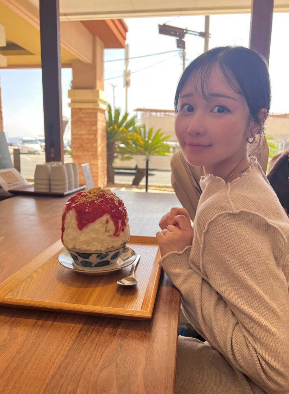 翌日は熱海の街を散歩。かわいいカフェにも行きました