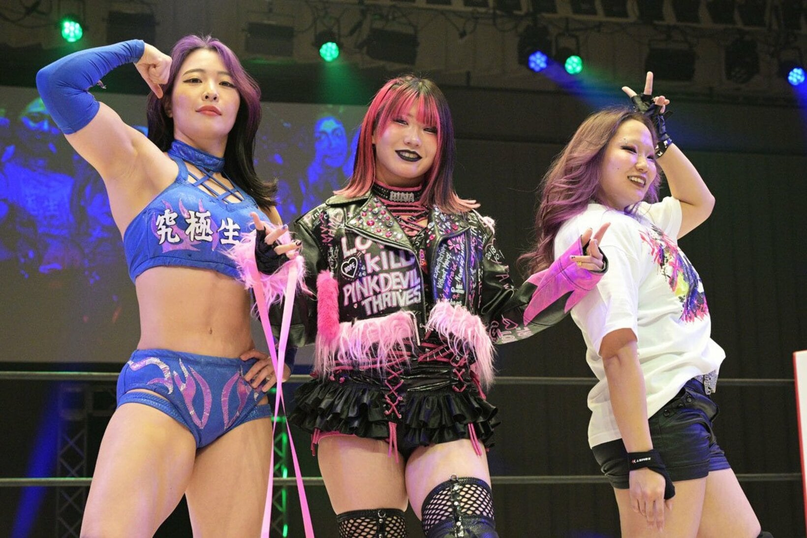 ちゃんよた(左)、Maria(右)とトリオを組んだ吏南