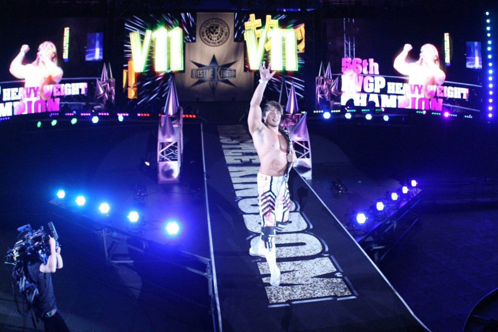 鈴木みのるから防衛し、Ｖ１１を達成した棚橋弘至（２０１２年）