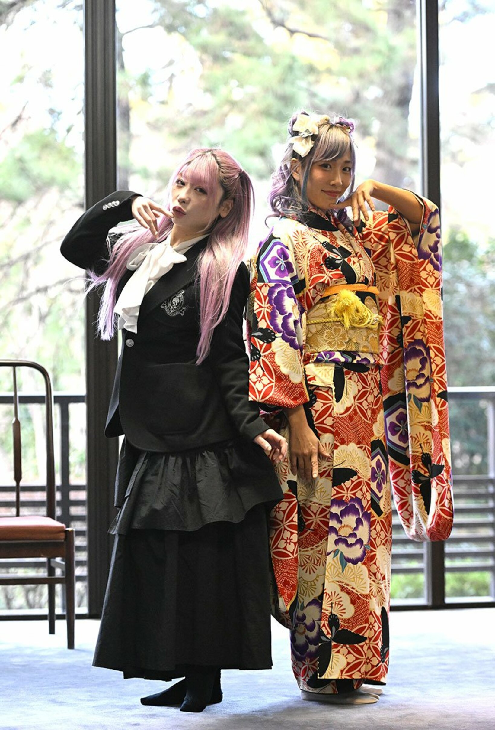 中野たむ(左)とウナギ・サヤカ