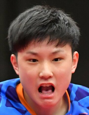  張本智和