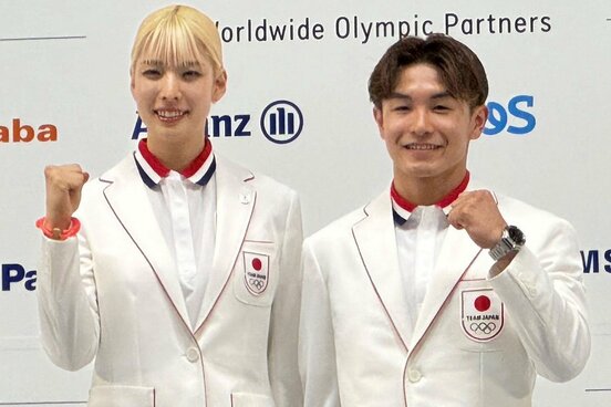 江村美咲と半井重幸(SHIGEKIX)