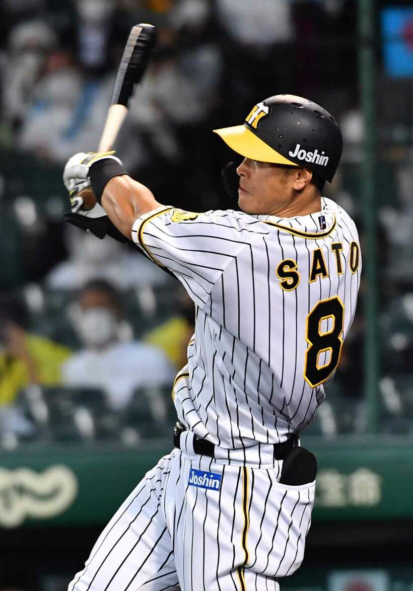  ６回に２安打目となる適時打を放った阪神・佐藤輝