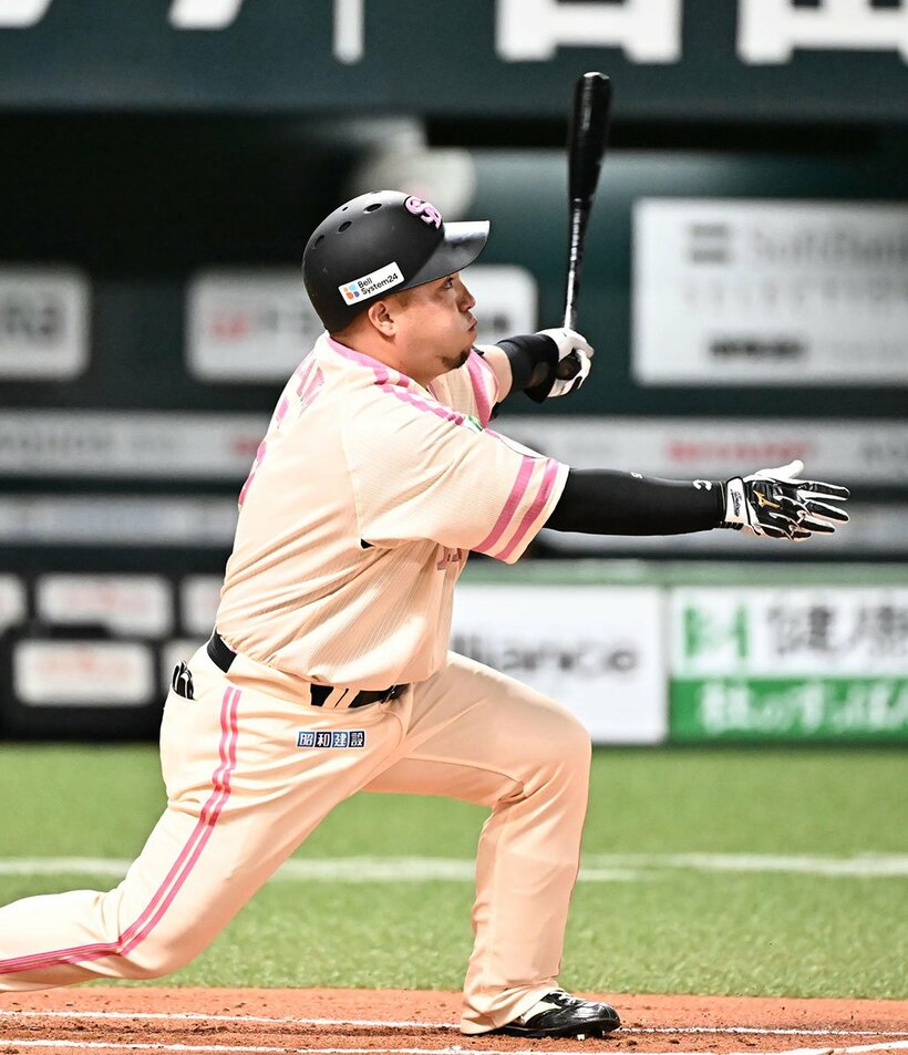 ２回に７号同点ソロを放ったソフトバンク・山川穂高
