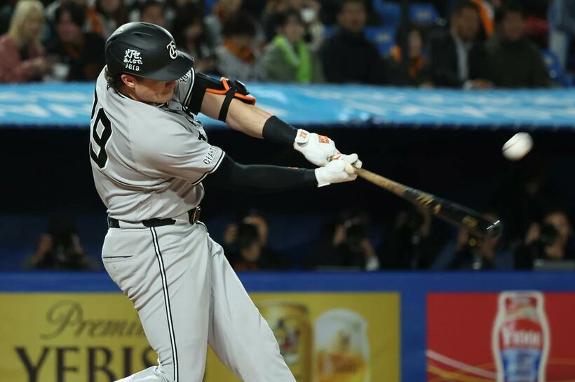 ９回、本塁打を放ったダルベック