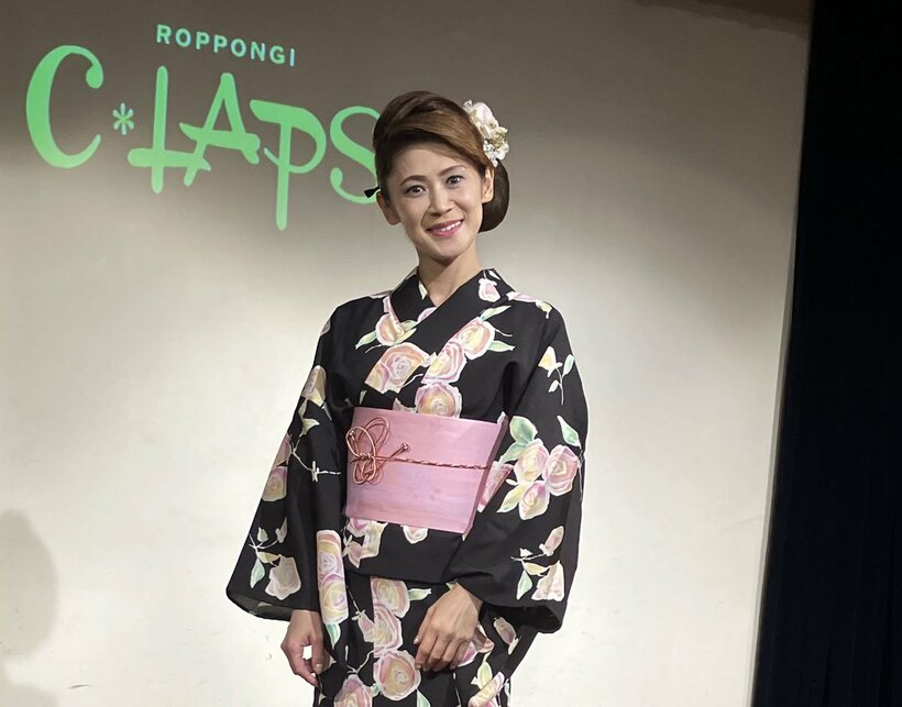 新曲発売記念ライブを行った美貴じゅん子