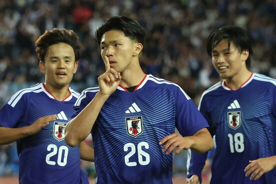 決勝弾の塩貝健人は〝黙れ〟パフォーマンス