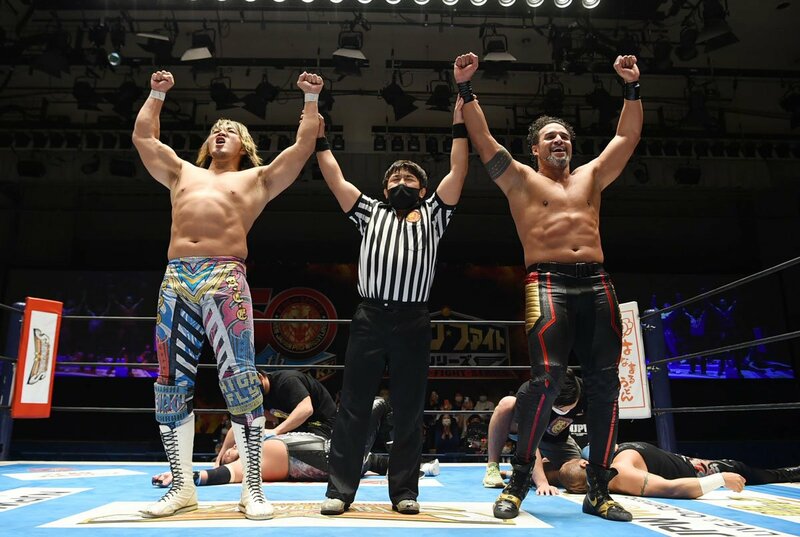  タマ・トンガとのタッグで勝利を飾った棚橋弘至