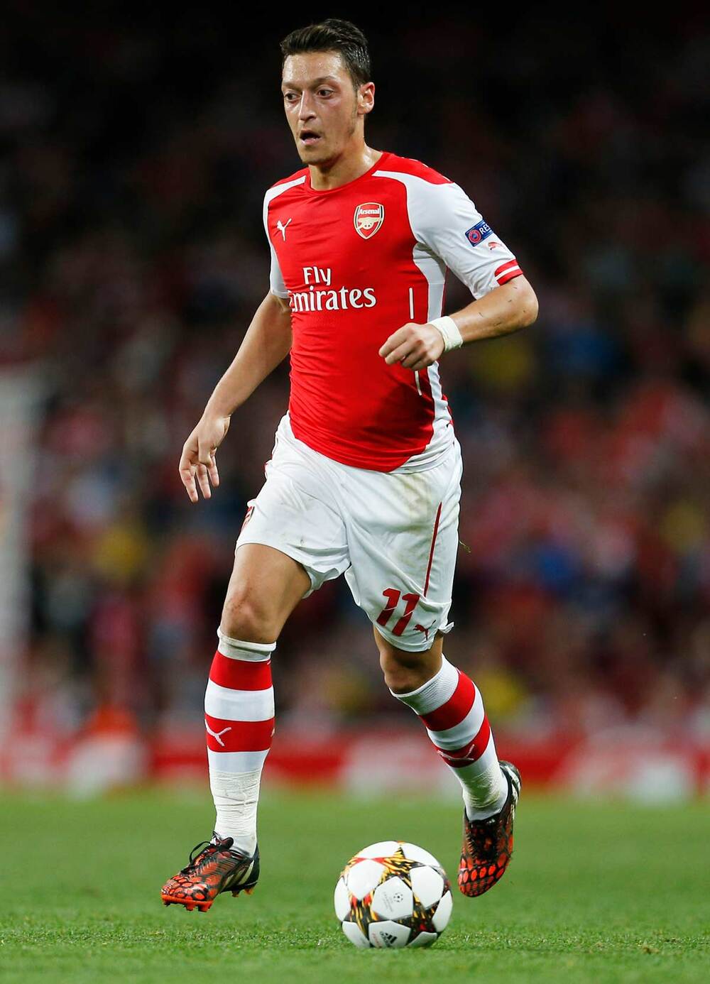 アーセナル時代のメスト・エジル(ロイター)