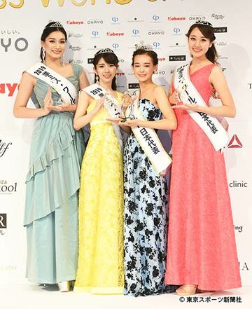  左から矢部みゆきさん（準ミス）、坂入みずきさん（準ミス）、世良マリカさん（ミス・ワールド２０１９日本代表）、岩瀬まいらさん（準ミス）