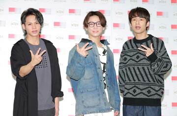  紅白歌合戦リハーサルに登場したＫＡＴ-ＴＵＮ（左から）上田竜也、亀梨和也、中丸雄一