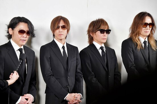 (左から)河村隆一、SUGIZO、INORAN、J
