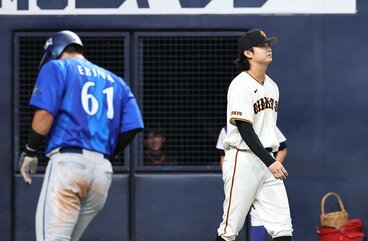 8回、筒香嘉智に同点となる適時打を打たれた田中瑛斗